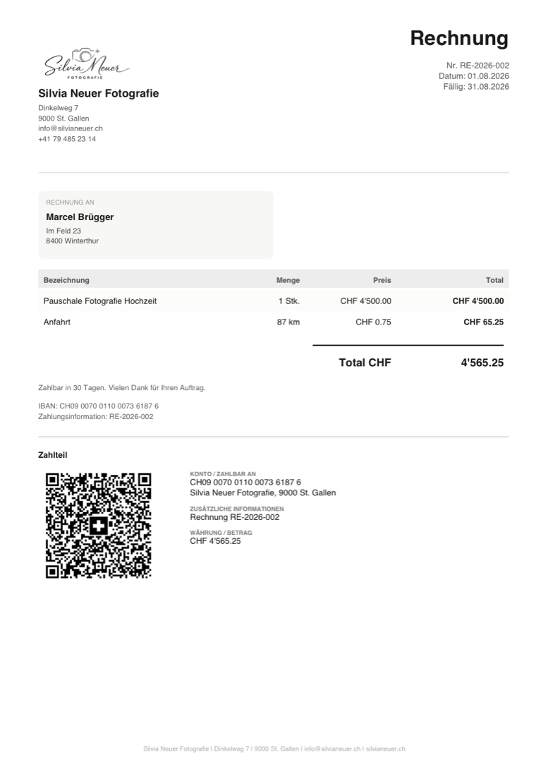 Beispiel einer Fotografie-Rechnung mit Hochzeitspauschale, Anfahrt und Swiss QR-Code